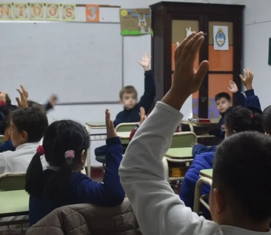 Catherine L’Ecuyer: “Si la máquina sustituye al pensamiento crítico, el alumno se vuelve pasivo”